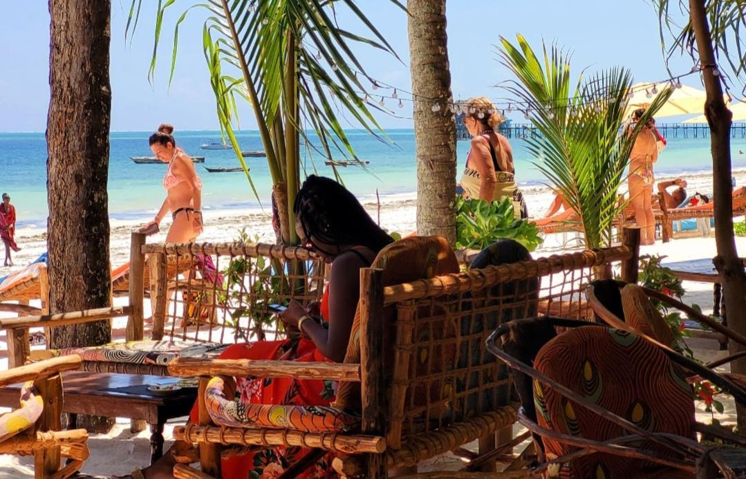 Sipano Beach Lodge Kiwengwa キウェンワ エクステリア 写真